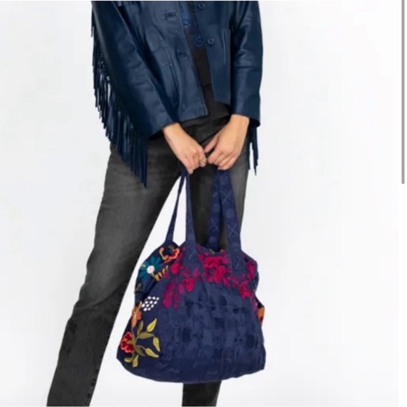 Johnny Was Duffle Bag Embroidery & Removable strap - Picture 2 of 7